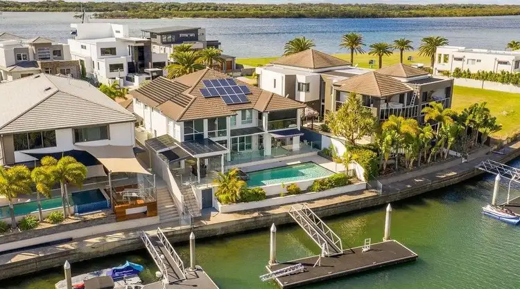 47 Knightsbridge Parade East, Sovereign Islands QLD 4216