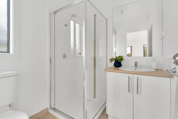 Fourth view of Homely house listing, 18 Bridgehaven Drive, Craigieburn VIC 3064
