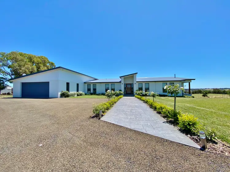 889 Kingsvale Road, Young NSW 2594