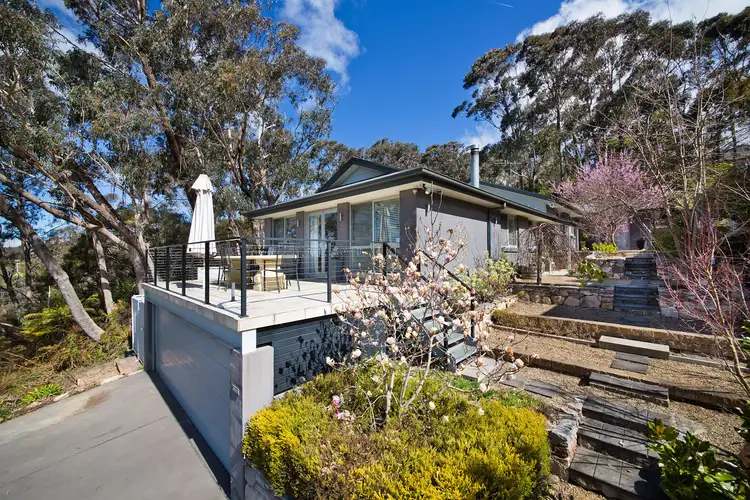 225 Connaught Road