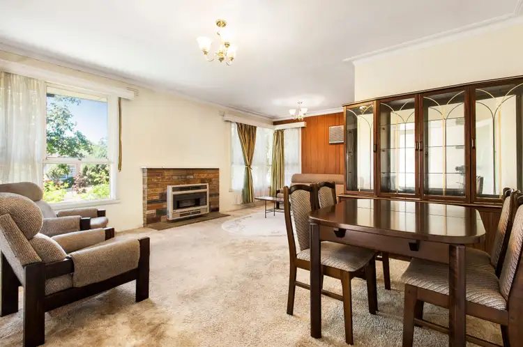 18 Greendale Road, Doncaster East VIC 3109
