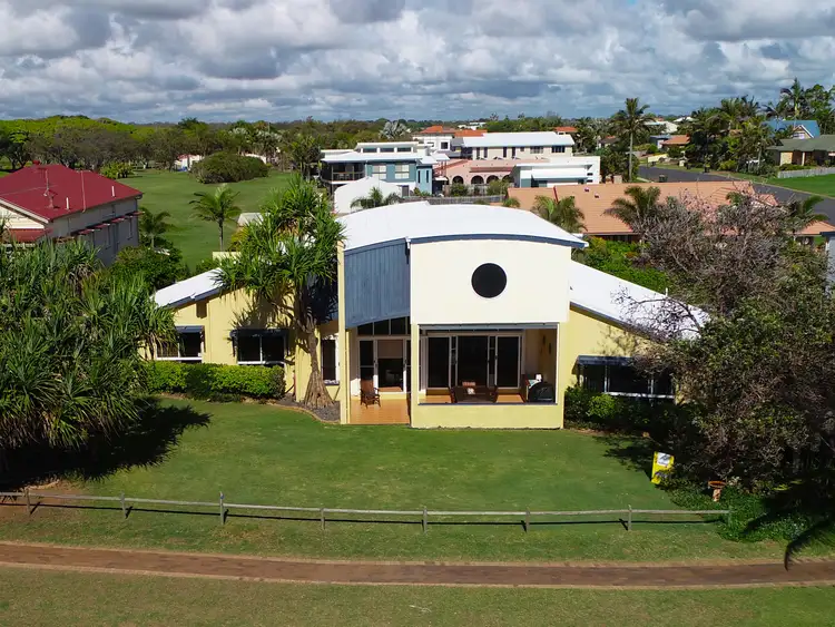 154 Barolin Esplanade, Coral Cove QLD 4670