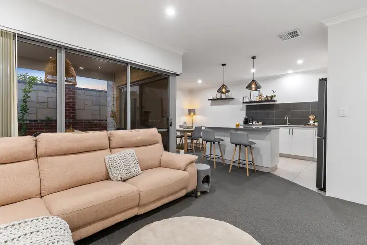 Seventh view of Homely house listing, 60 Emily Loop, Madeley WA 6065