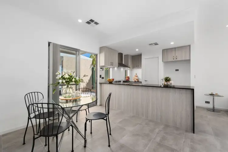 Seventh view of Homely house listing, 16c Windsor Place, Kallaroo WA 6025
