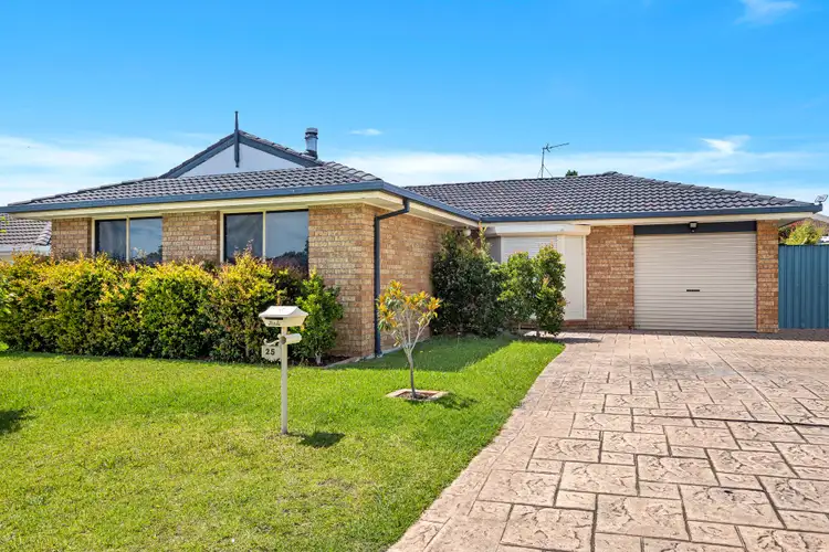 25 Hazelton Street, Albion Park NSW 2527