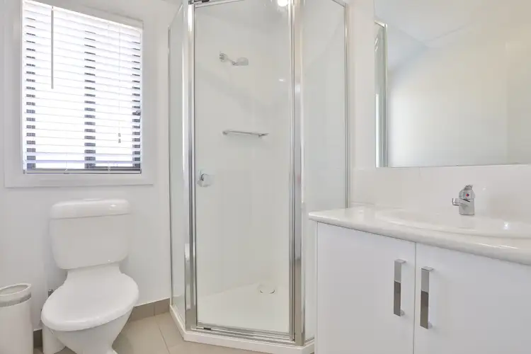 Fifth view of Homely house listing, 7 Jennifer Court, Robinvale VIC 3549