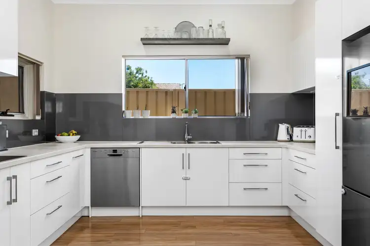 185 Victoria Road, Largs Bay SA 5016