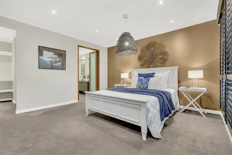 Fourth view of Homely house listing, 5 Bridgehaven Drive, Craigieburn VIC 3064