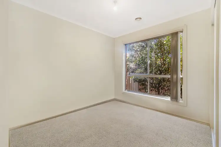 Fifth view of Homely house listing, 2/27 Pimelea Way, Hillside VIC 3037