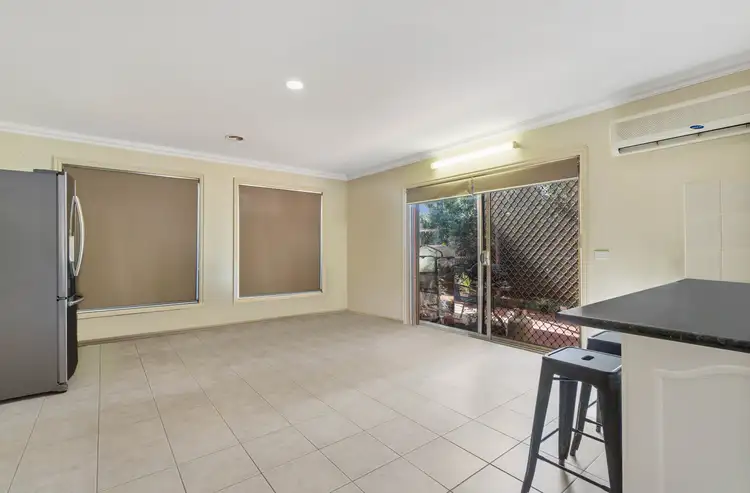 Sixth view of Homely house listing, 2/27 Pimelea Way, Hillside VIC 3037