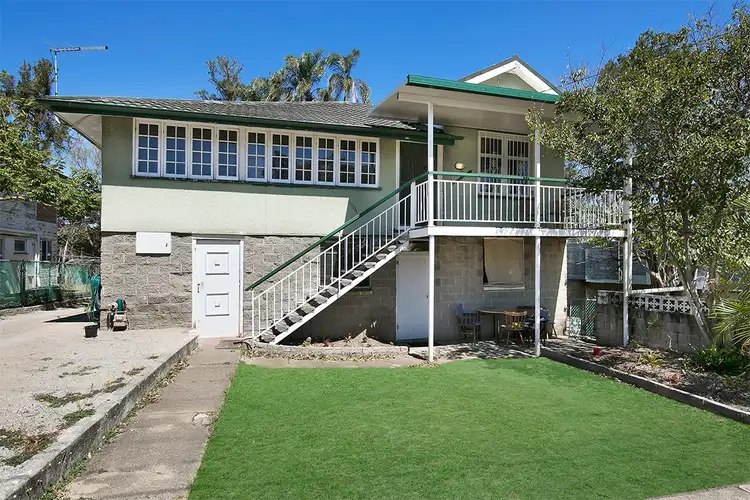 12 Sampson Street, Annerley QLD 4103