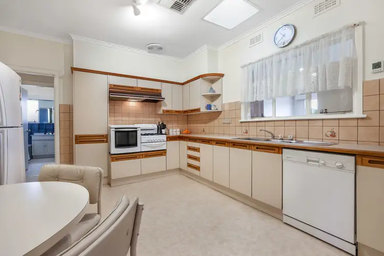 Fifth view of Homely house listing, 28 Pengana Avenue, Glenroy VIC 3046