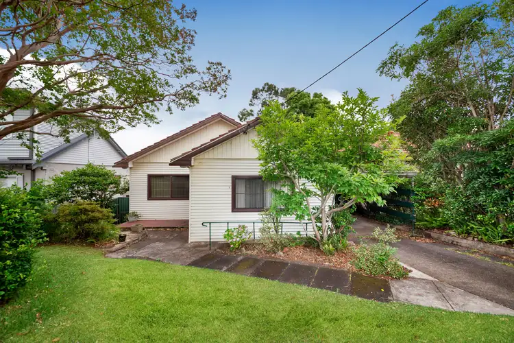 9 Sixth Avenue, Jannali NSW 2226