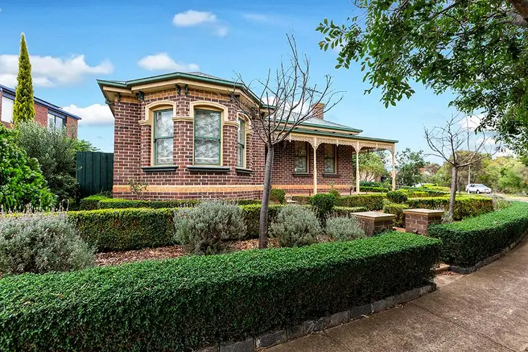 16 Clarendon Court, Seabrook VIC 3028