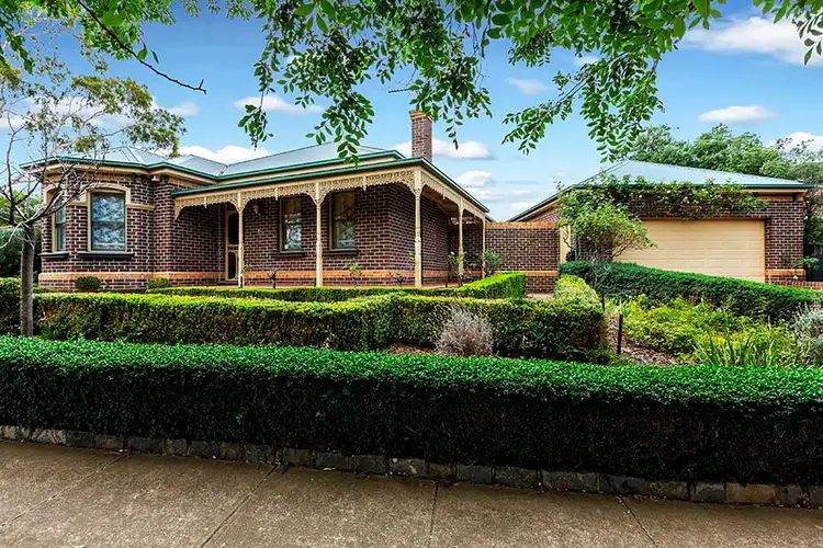 Second view of Homely house listing, 16 Clarendon Court, Seabrook VIC 3028