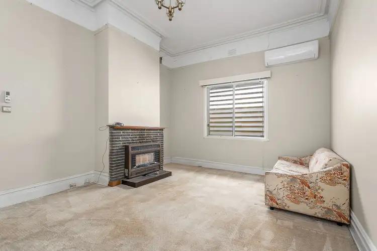 30 Alfred Street, Seddon VIC 3011