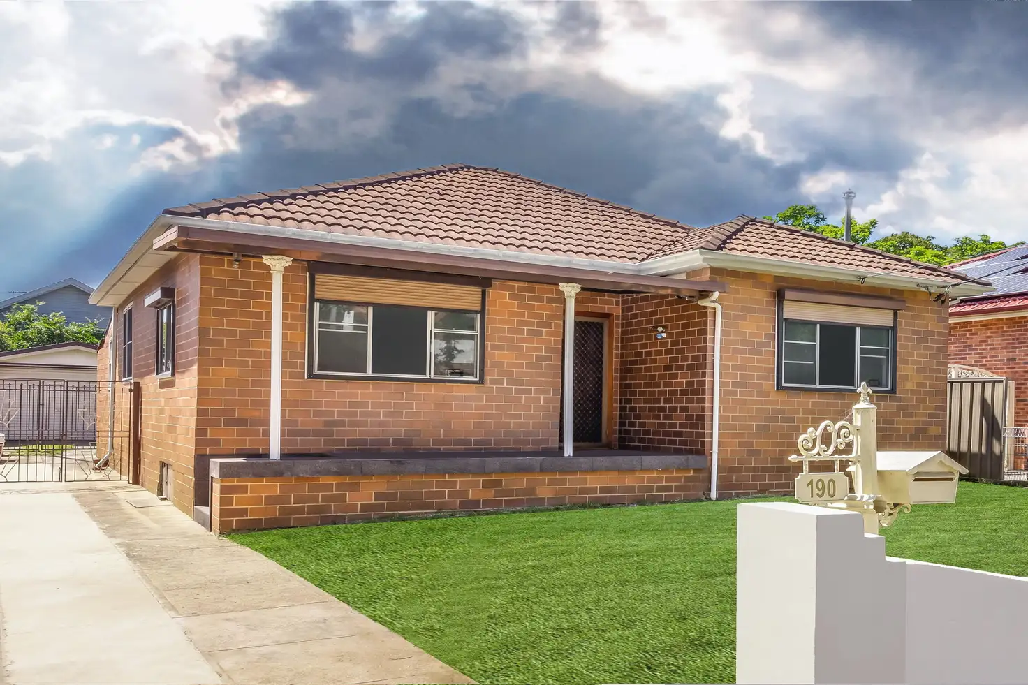 Main view of Homely house listing, 190 Bonds Road, Riverwood NSW 2210