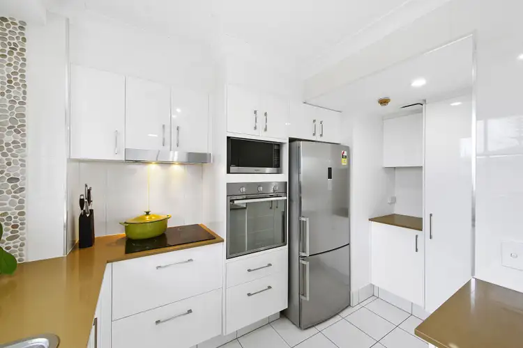 Sixth view of Homely apartment listing, 10/4-6 Britannia Avenue, Broadbeach QLD 4218