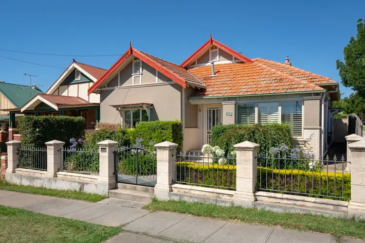 202 Keppel Street, Bathurst NSW 2795