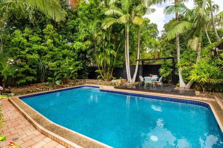 2/7 Dowling Drive, Southport QLD 4215