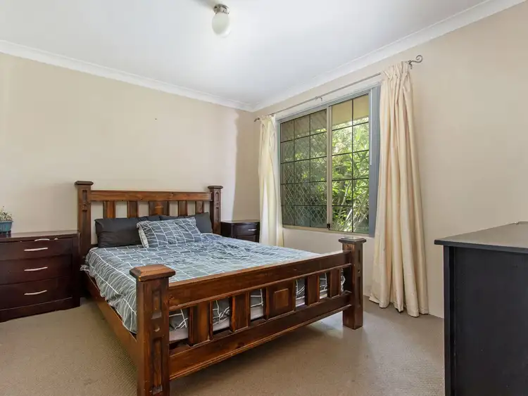 Seventh view of Homely house listing, 5 Lifu Court, Cooloongup WA 6168