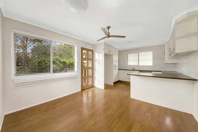 Sixth view of Homely house listing, 8 Mars Crescent, Telina QLD 4680