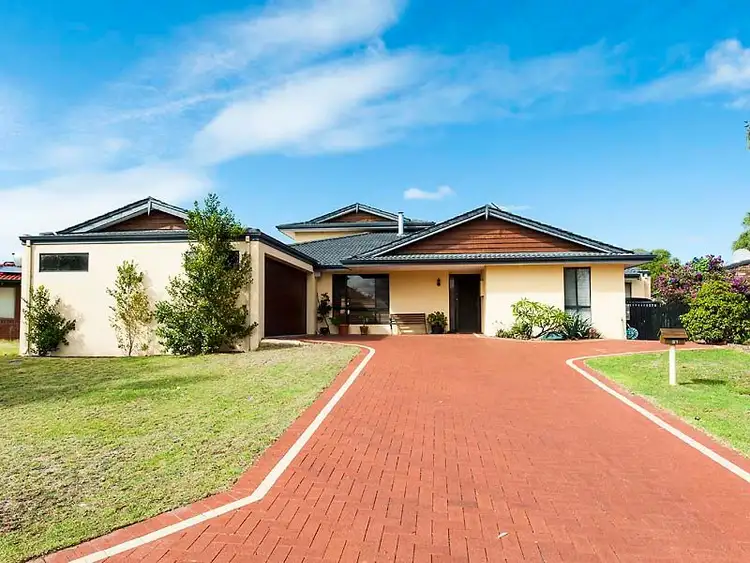 31 Milina Street, Hillman WA 6168