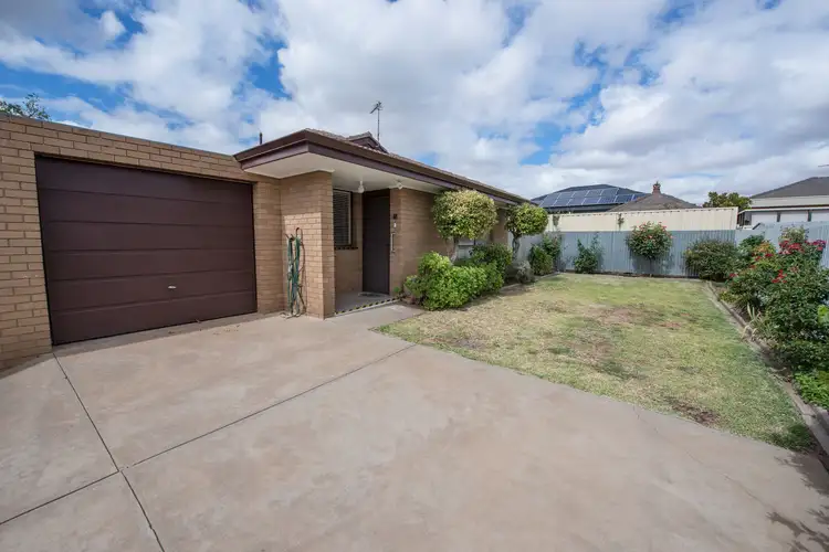 Main view of Homely unit listing, 4/98 Beveridge Street, Swan Hill VIC 3585