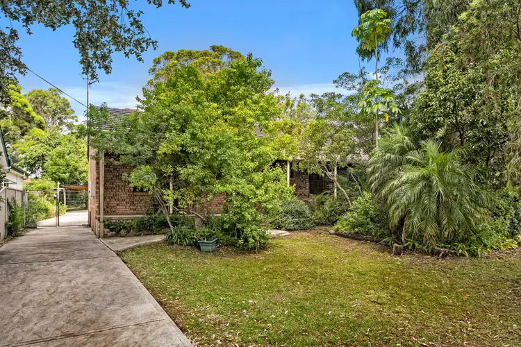 Second view of Homely house listing, 10 Eleanor Avenue, Oak Flats NSW 2529