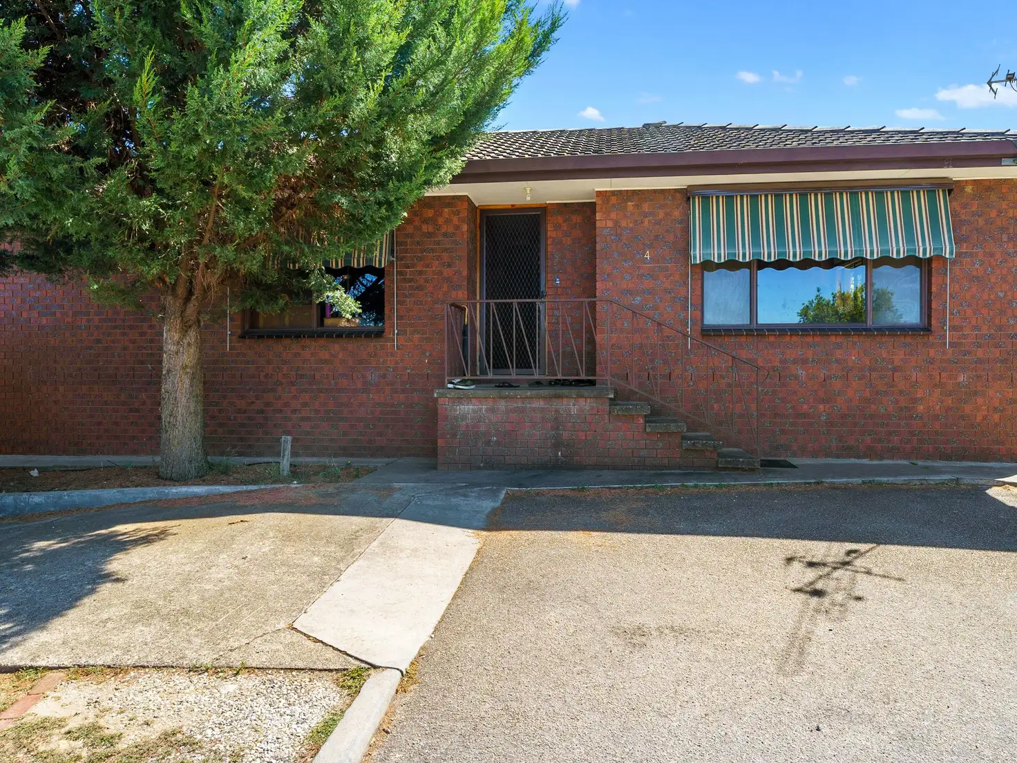 Main view of Homely unit listing, Unit 4- 5 Halls Road, Myrtleford VIC 3737