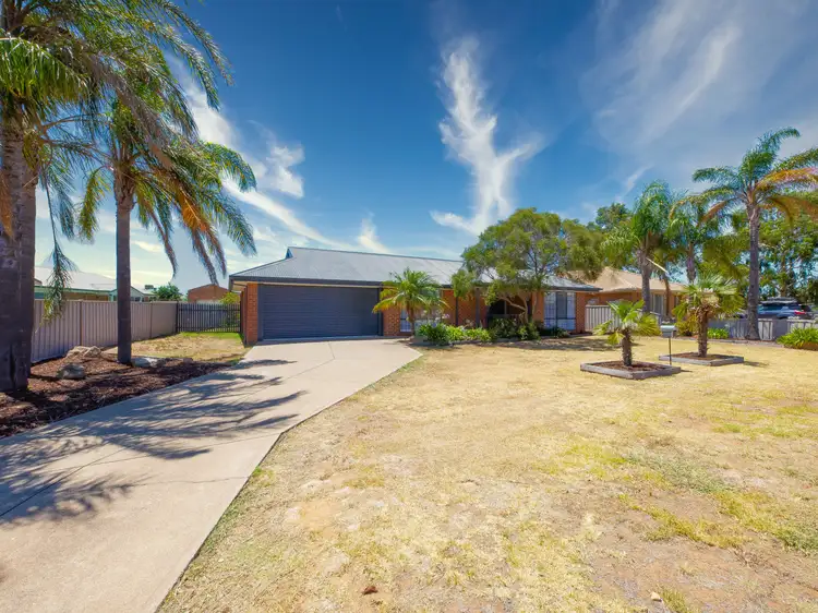 Second view of Homely house listing, 4 Leslie Mews, Yarrawonga VIC 3730