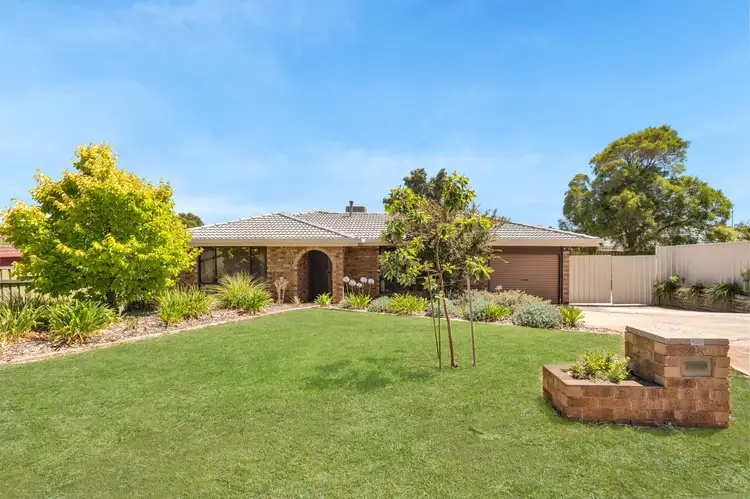 28 Karinga Avenue, Craigmore SA 5114