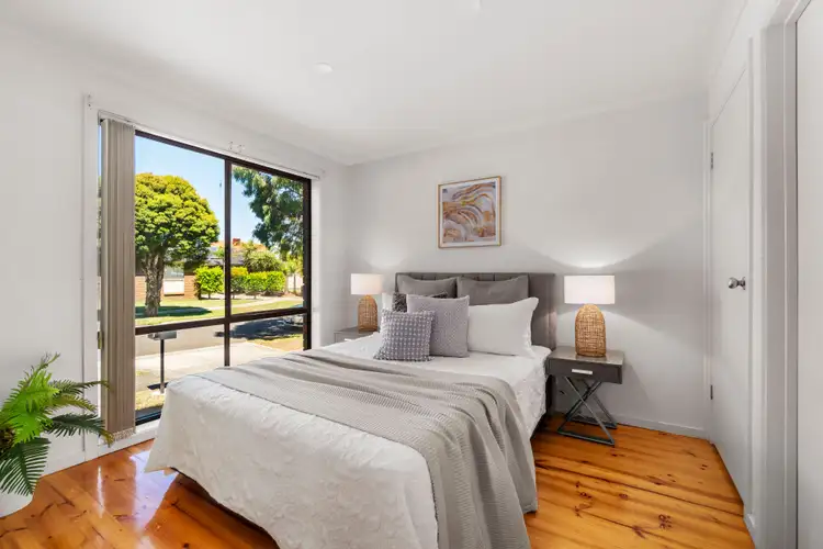 Fifth view of Homely house listing, 7 Bachli Close, Mill Park VIC 3082