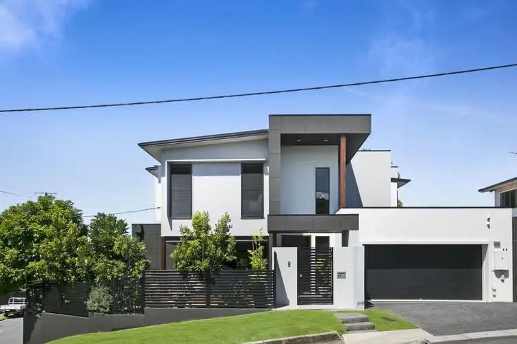 1/25 Waratah Avenue, Biggera Waters QLD 4216