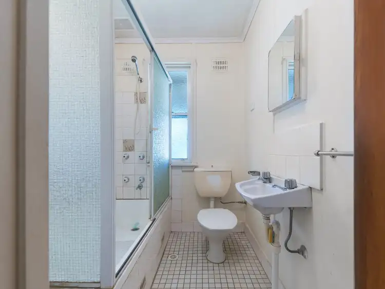 Fifth view of Homely house listing, 19 James Avenue, Lurnea NSW 2170