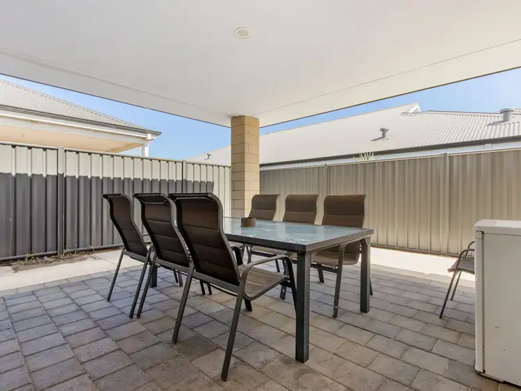Sixth view of Homely house listing, 2 Nadine Promenade, Baldivis WA 6171