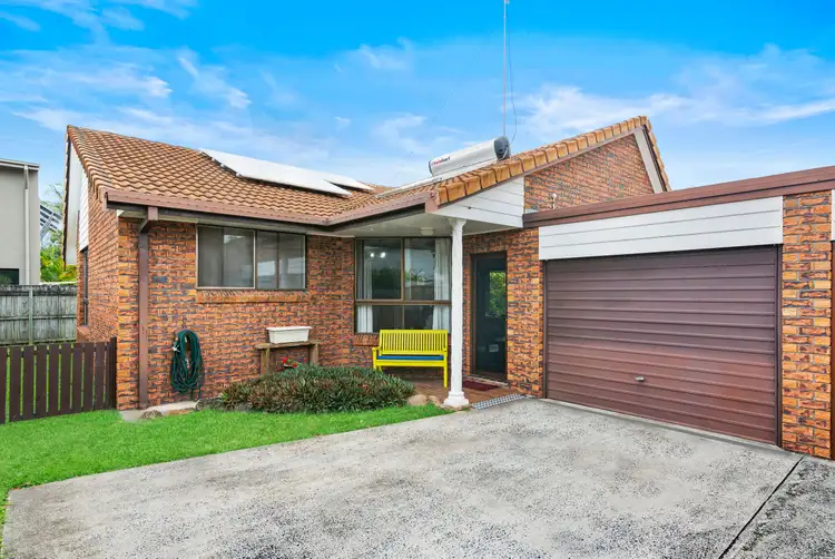 2/4 Kitchener Street, Tugun QLD 4224