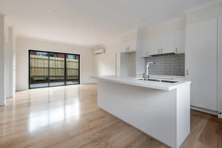 3/295 Greenwood Drive, Watsonia VIC 3087