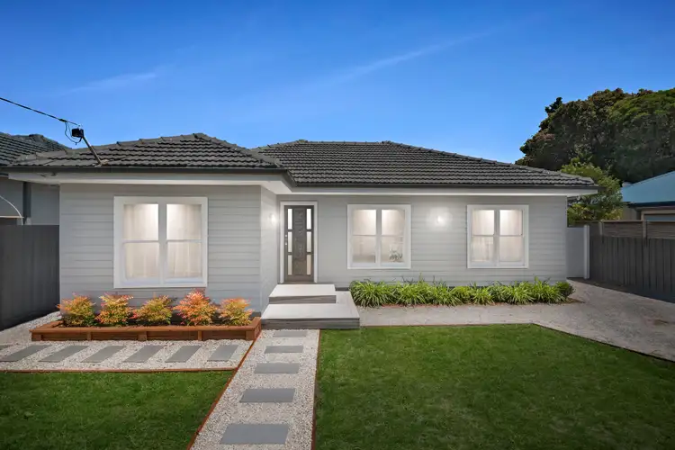 Main view of Homely house listing, 2 Wykeham Court, Frankston VIC 3199
