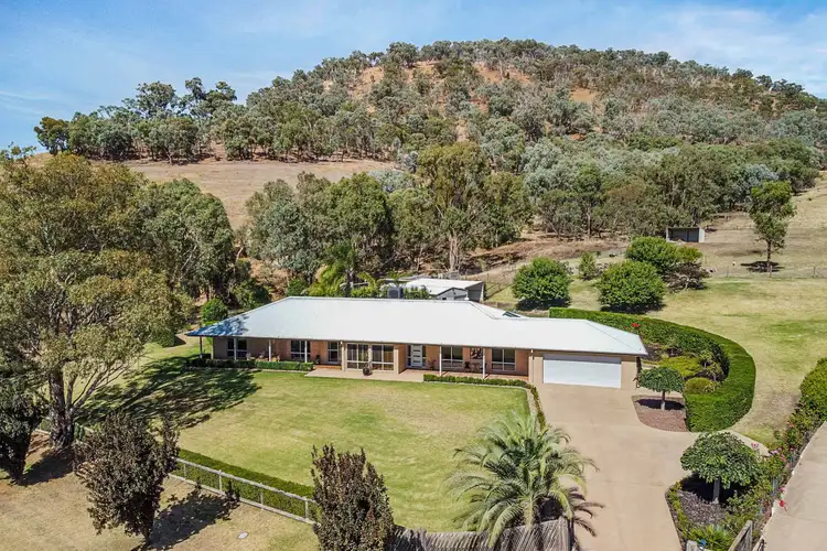 Main view of Homely house listing, 10 Kingswood Way, West Wodonga VIC 3690