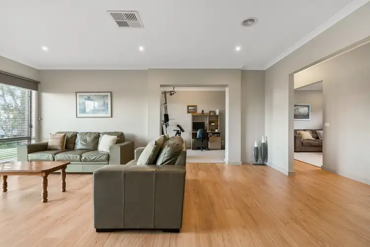 Fifth view of Homely house listing, 10 Kingswood Way, West Wodonga VIC 3690