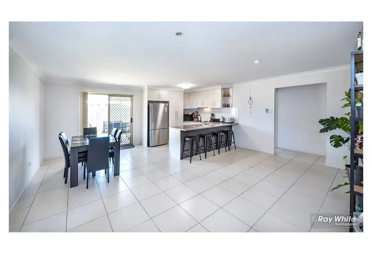 Second view of Homely house listing, 5 Lorikeet Court, Gracemere QLD 4702