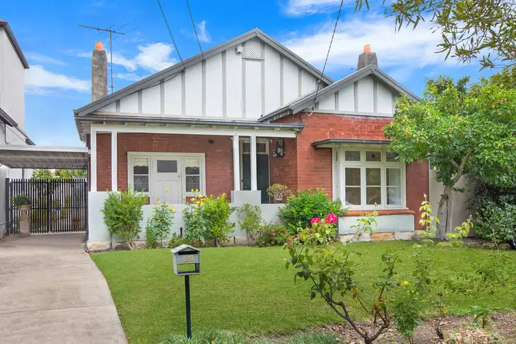 29 Lenore Street, Russell Lea NSW 2046