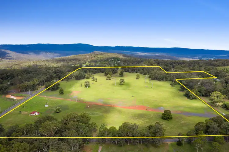 "Oaklands" Costello Road, Cabarlah QLD 4352