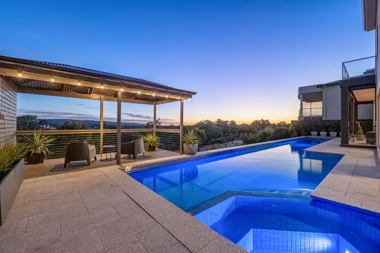 35 Highfield Drive, Craigburn Farm SA 5051