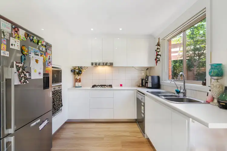 Fifth view of Homely townhouse listing, 8/9-11 Weir Crescent, Lurnea NSW 2170