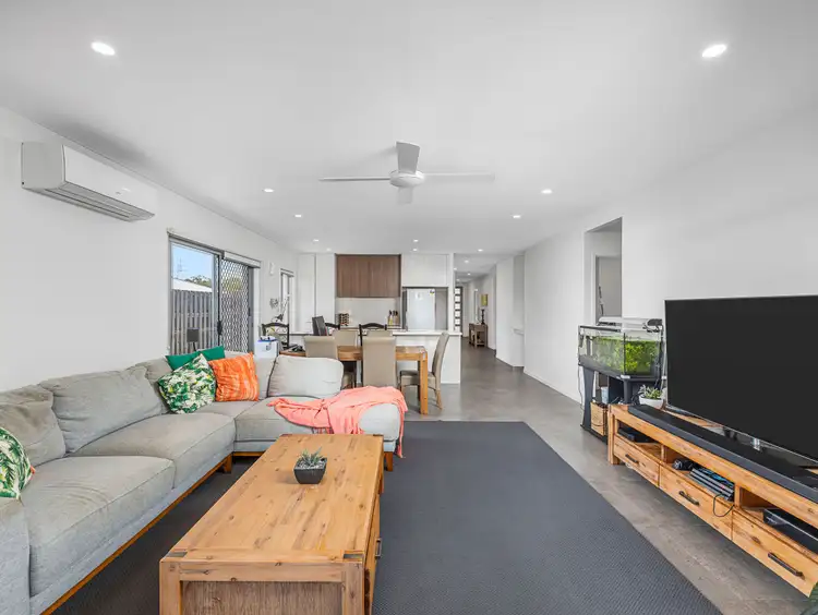 Third view of Homely house listing, 19 Ravenbourne Circuit, Capalaba QLD 4157