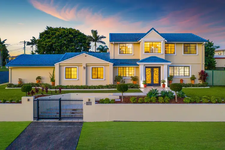 16 Ellendale Crescent
