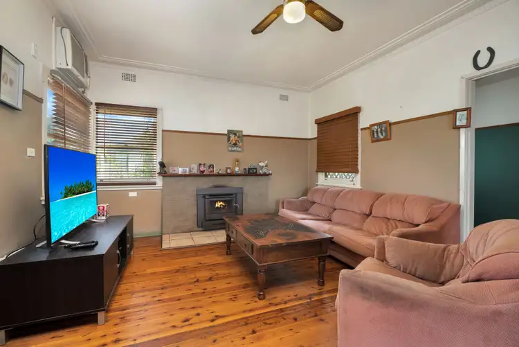 Fifth view of Homely house listing, 4 Mulgen Crescent, Bomaderry NSW 2541