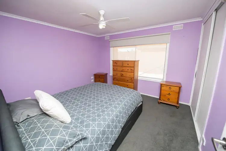 Sixth view of Homely house listing, 33 Douglas Avenue, Swan Hill VIC 3585
